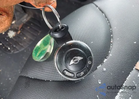 2013 Mini Coupe Cooper из США, поврежденный, VIN WMWSX1C52DT507775